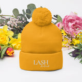 Lash artist Pom-Pom Beanie lash tech