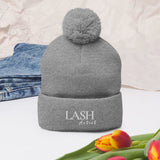 Lash artist Pom-Pom Beanie lash tech