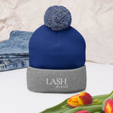 Lash artist Pom-Pom Beanie lash tech